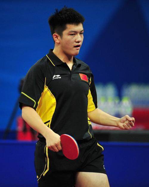 球迷们对比 球迷们对比